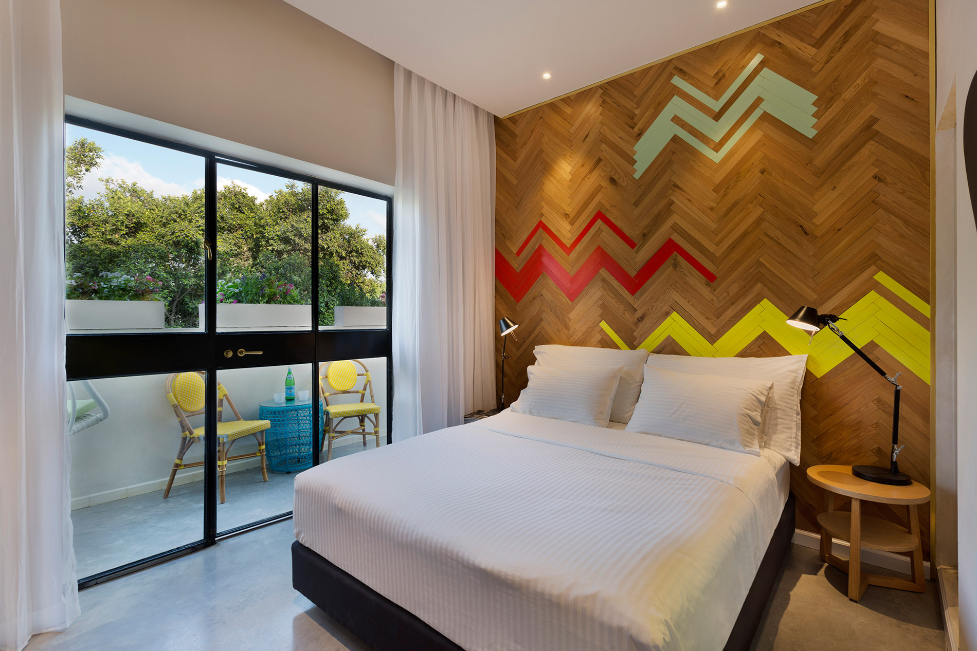 hotel-thumb-img