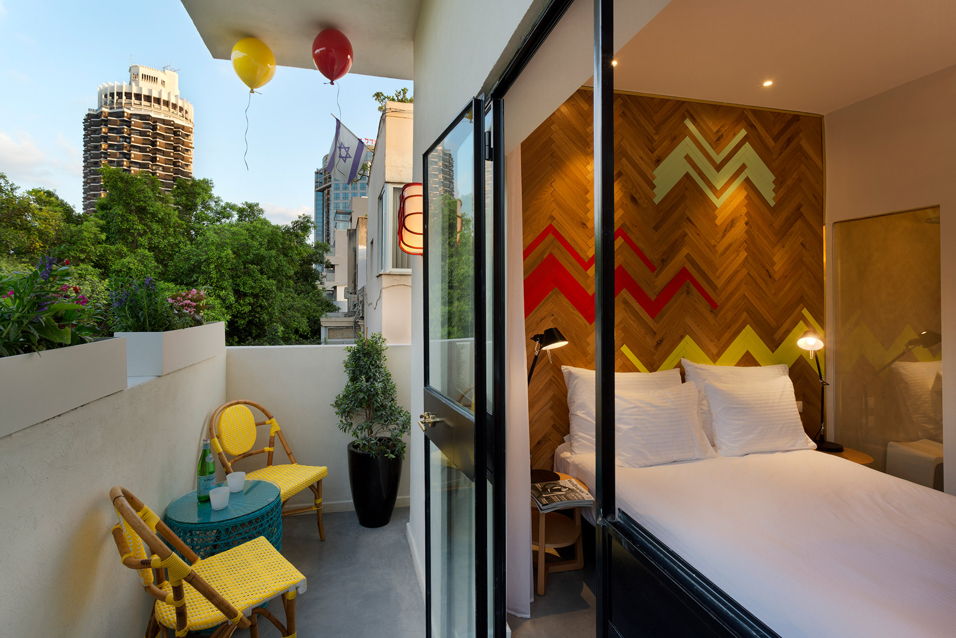 hotel-thumb-img